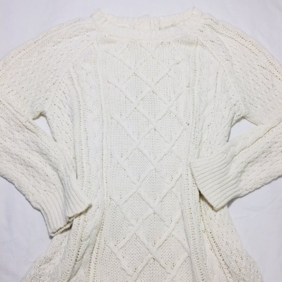 Anne Taylor Loft women’s size small off white sweater - Picture 3 of 16